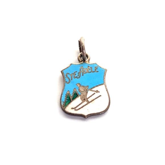 Vintage Ste Adele Enamel Sterling Silver Skiing Small Pendant Bracelet Charm - Picture 1 of 3